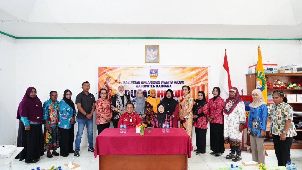Kadis DPPPA Kaimana Buka Edukasi Hukum GOW, Dorong Perempuan Cerdas dan Berdaya.